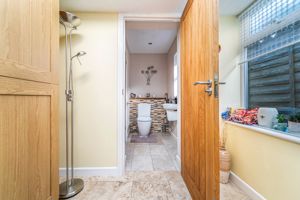 Photo 17- click for photo gallery